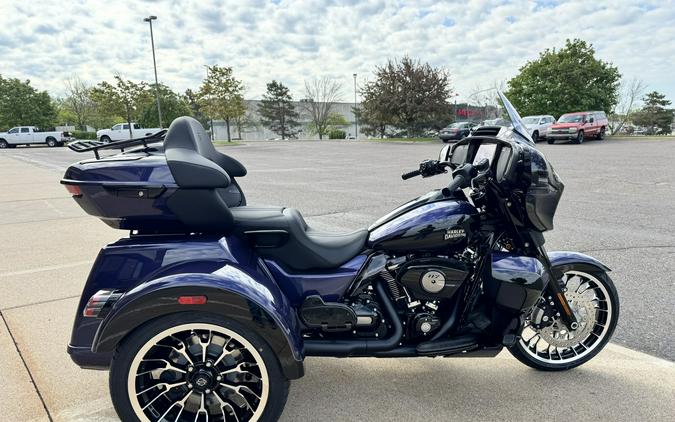 2026 Harley-Davidson Street Glide 3 Limited Purple Abyss / Vivid Black Black Trim