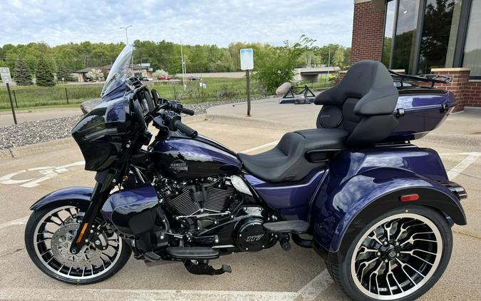 2026 Harley-Davidson Street Glide 3 Limited Purple Abyss / Vivid Black Black Trim