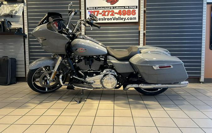 2026 H-D Road Glide® Solo 117ci