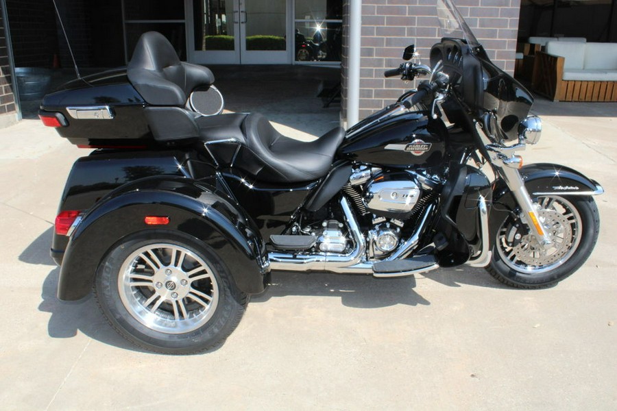 2023 Harley-Davidson® FLHTCUTG - Tri Glide® Ultra