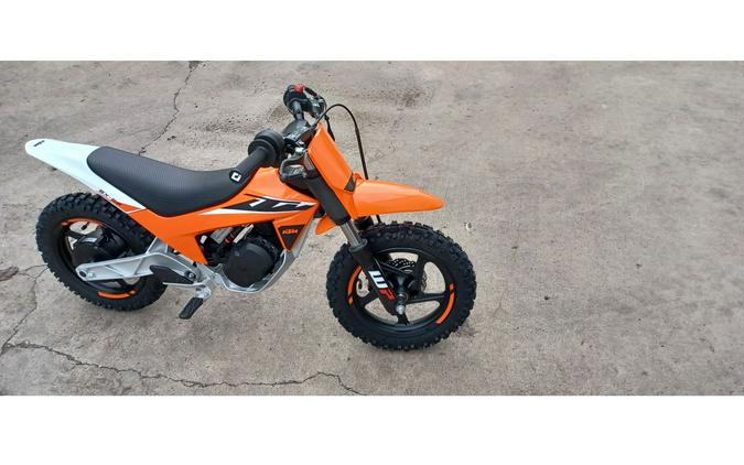 2024 KTM SX-E2