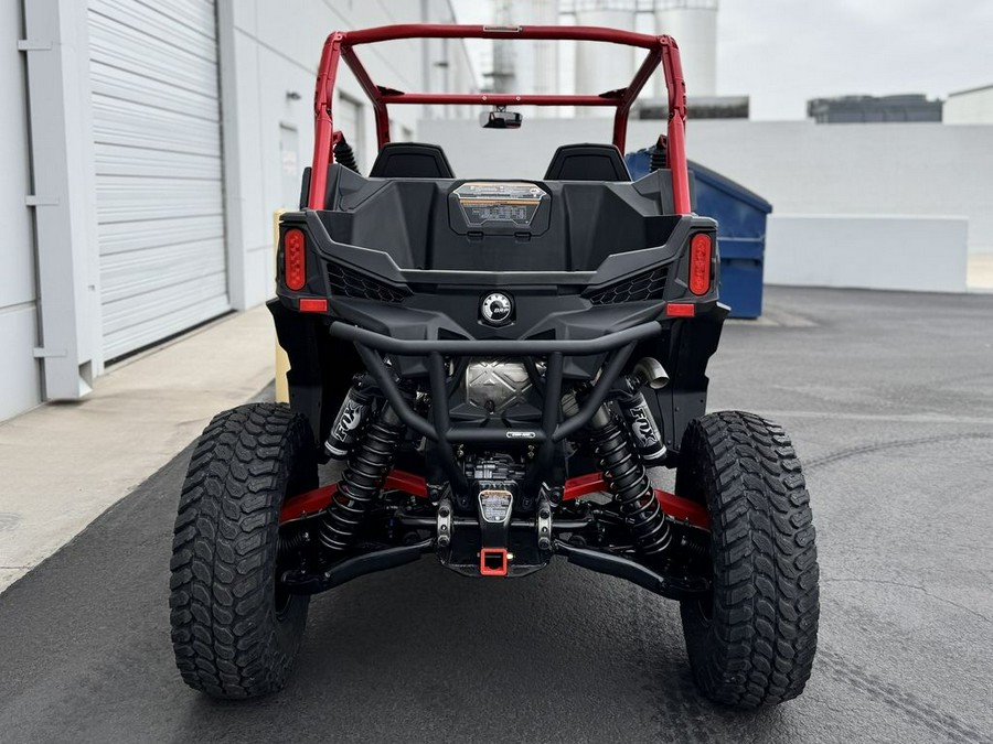 2025 Can-Am® Maverick Sport X rc 1000R