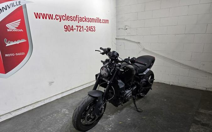 2024 Indian FTR Indy Red/Black