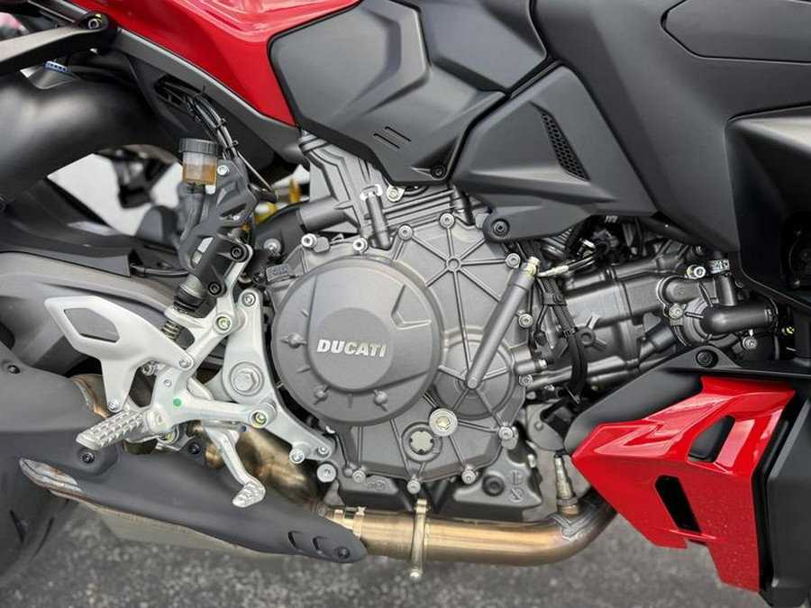 2025 Ducati Streetfighter V2 Ducati Red