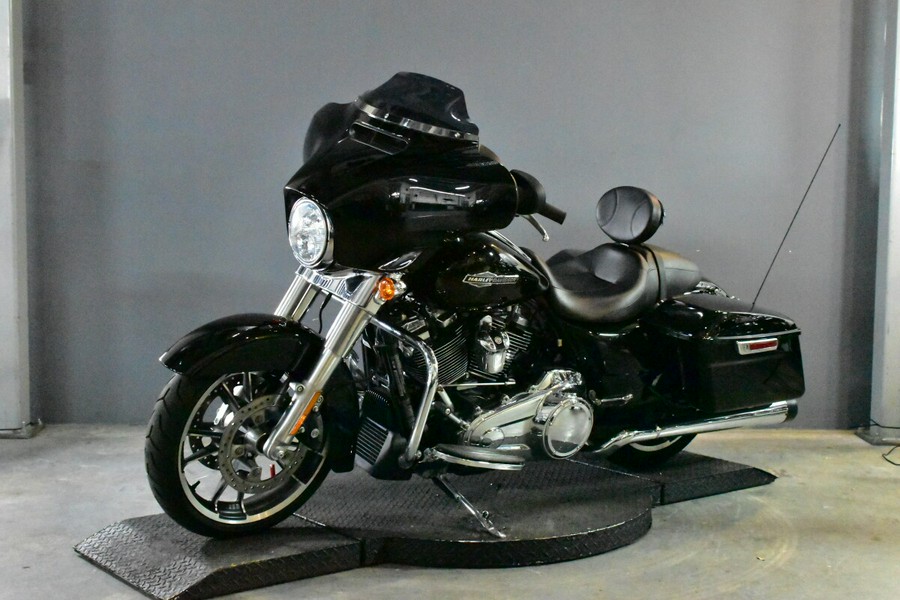 2023 Harley-Davidson Street Glide