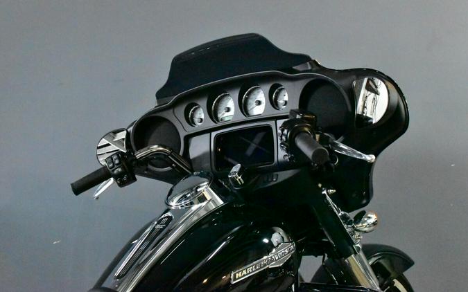 2023 Harley-Davidson Street Glide