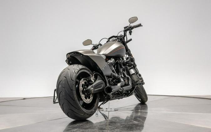 2019 Harley-Davidson FXDRS Softail FXDR 114 in Industrial Gray Denim