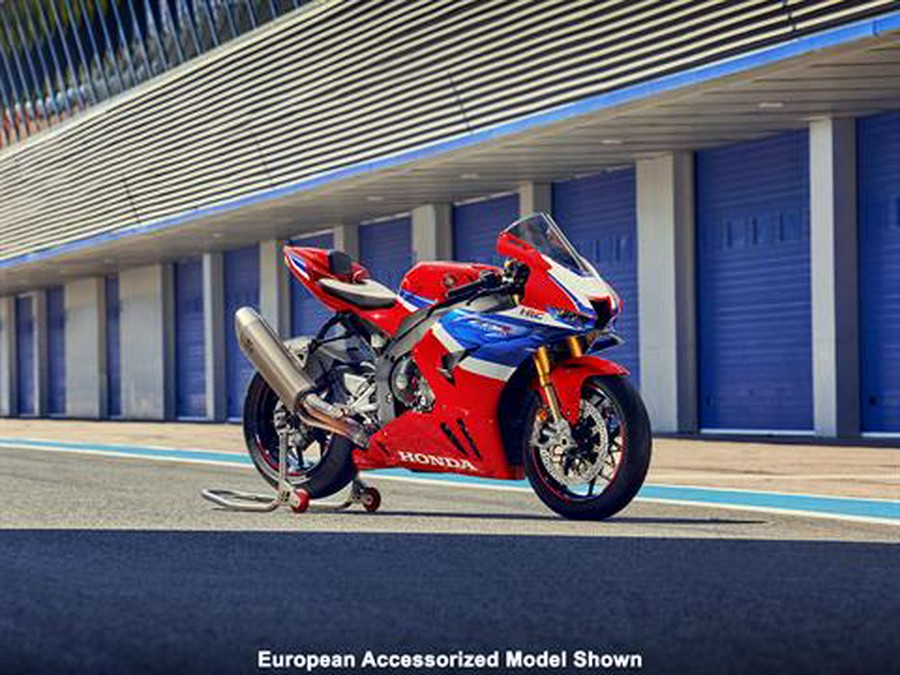 2025 Honda CBR1000RR-R Fireblade SP