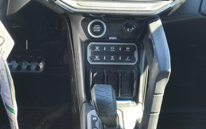 2026 Can-Am MAVERICK R MAX X RS WITH SMART-SHOX 999T DCT