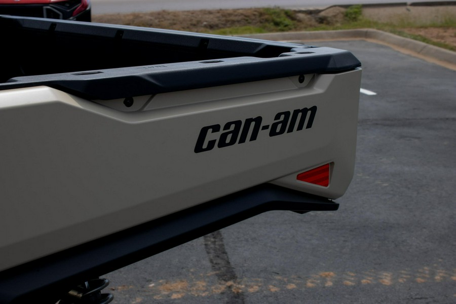2026 CAN-AM DEFENDER MAX LIMITED CAB HD11