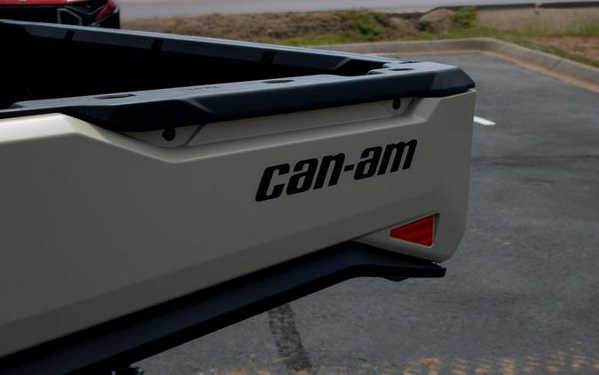 2026 CAN-AM DEFENDER MAX LIMITED CAB HD11