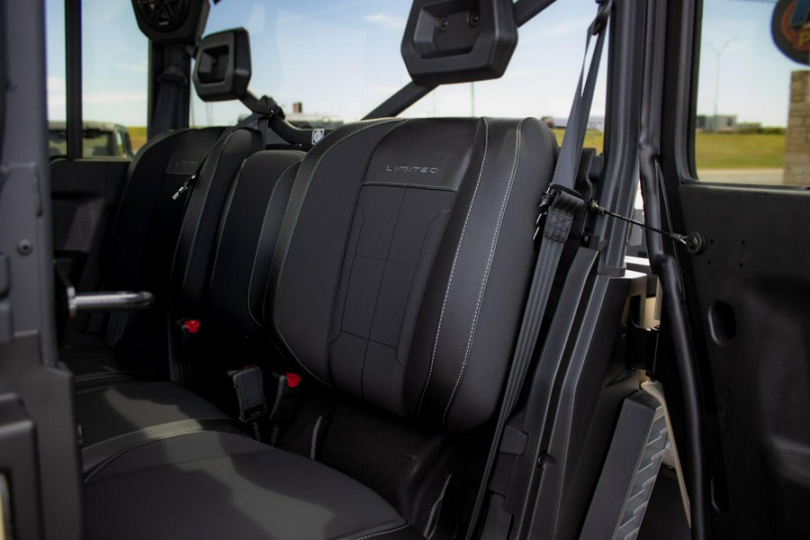 2026 CAN-AM DEFENDER MAX LIMITED CAB HD11