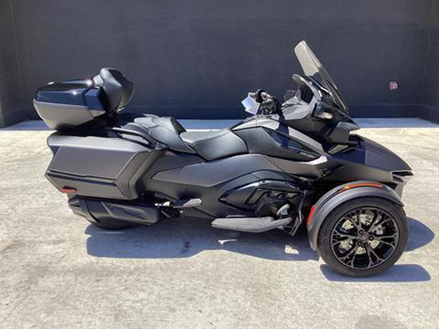 2023 Can-Am Spyder RT Limited