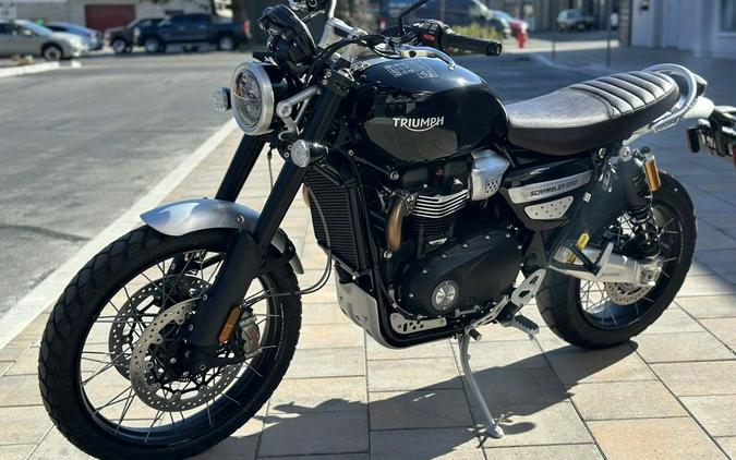 2023 Triumph Scrambler 1200 XC Sapphire Black