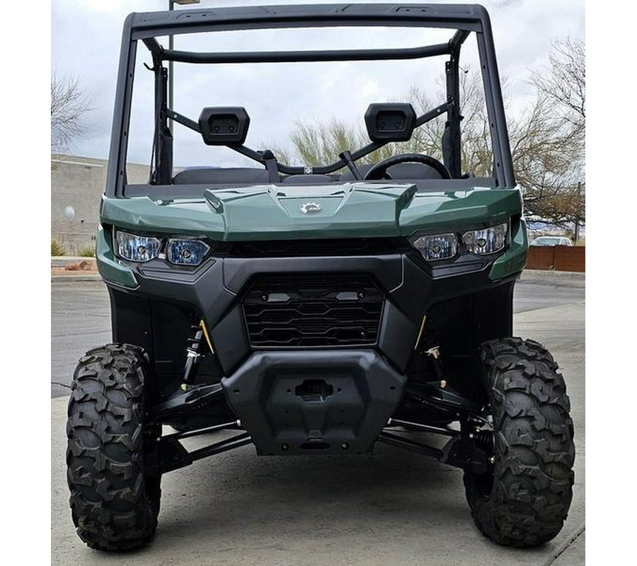 2023 Can-Am® Defender DPS HD7 Tundra Green