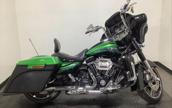 2011 Harley-Davidson Street Glide CVO Base