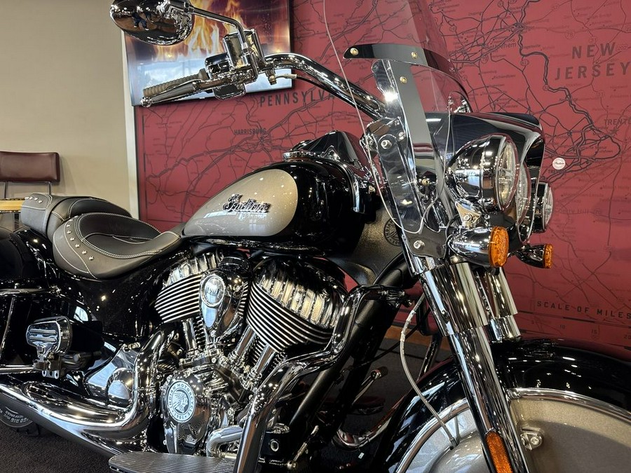 2025 Indian Motorcycle® Springfield® Black Metallic/Heavy Metallic