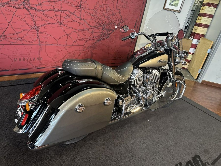2025 Indian Motorcycle® Springfield® Black Metallic/Heavy Metallic