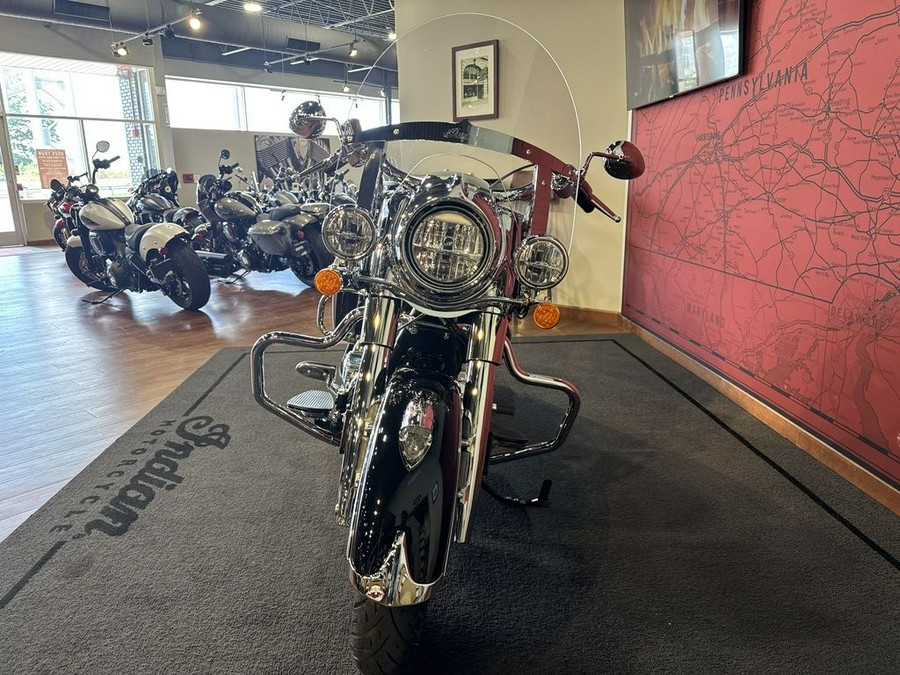 2025 Indian Motorcycle® Springfield® Black Metallic/Heavy Metallic