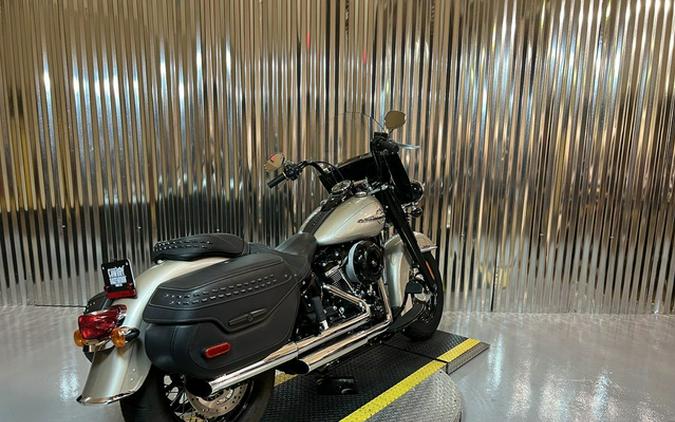 2018 Harley-Davidson FLHC - Softail Heritage Classic
