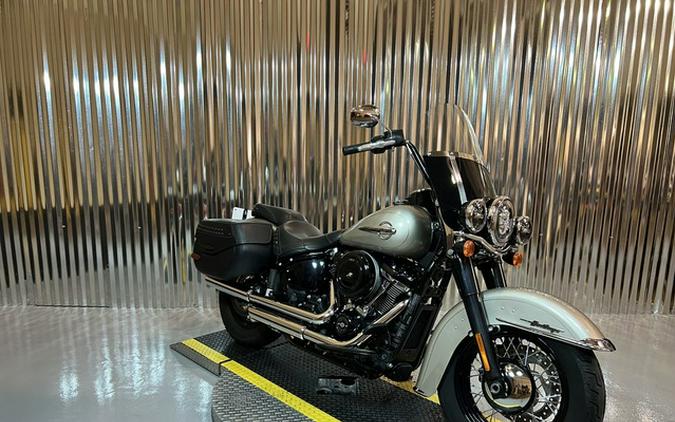 2018 Harley-Davidson FLHC - Softail Heritage Classic
