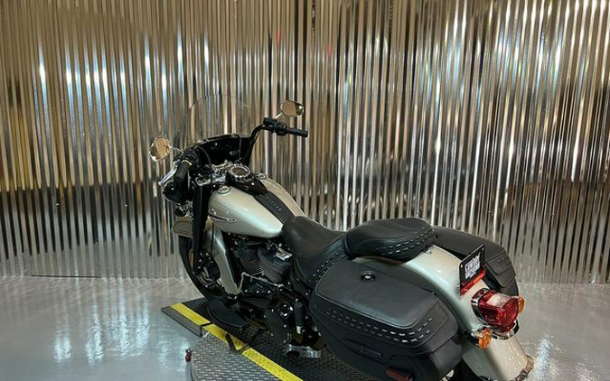 2018 Harley-Davidson FLHC - Softail Heritage Classic