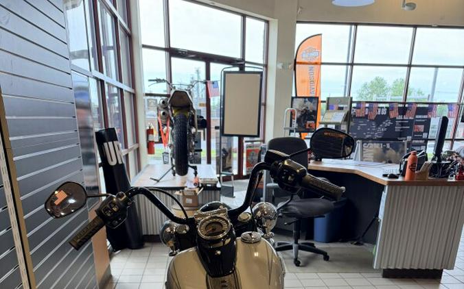 2026 H-D Heritage Classic Solo 117ci