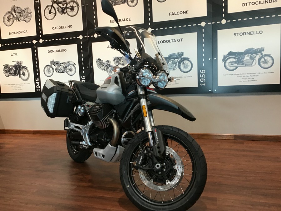 2023 Moto Guzzi V85 TT Travel