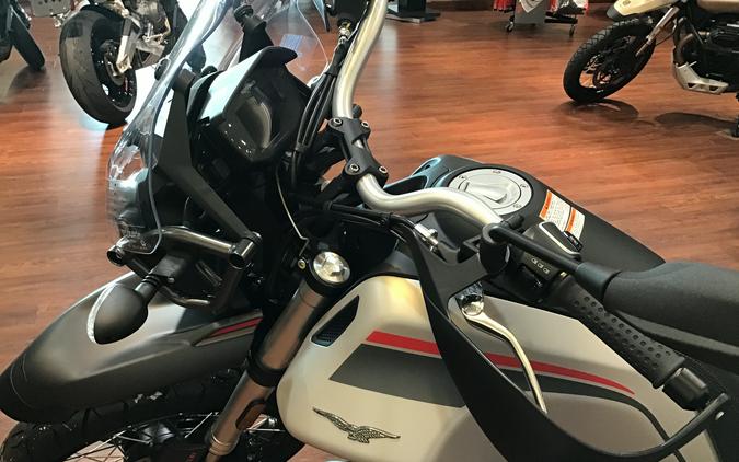 2023 Moto Guzzi V85 TT Travel