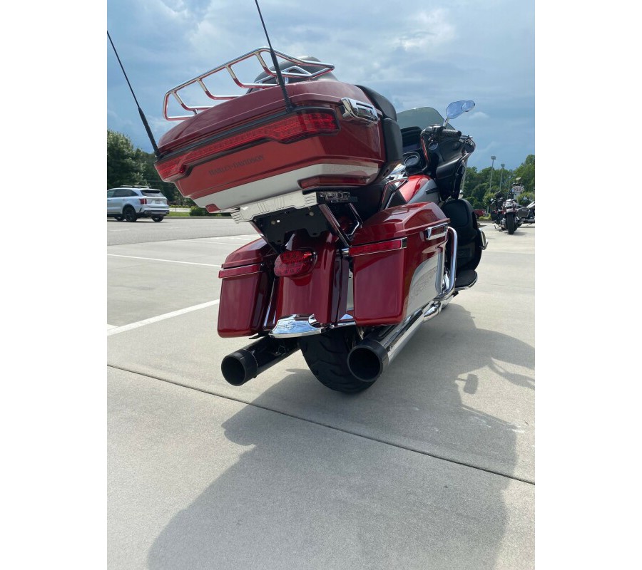 2019 Harley-Davidson Road Glide Ultra Wicked Red/Barracuda Silver