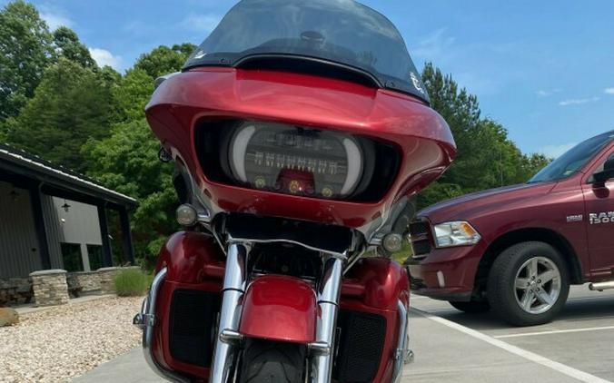 2019 Harley-Davidson Road Glide Ultra Wicked Red/Barracuda Silver