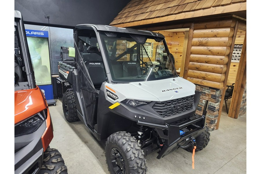 2025 Polaris RANGER 1000 PREMIUM White W/$2000 of ACCESSORIES