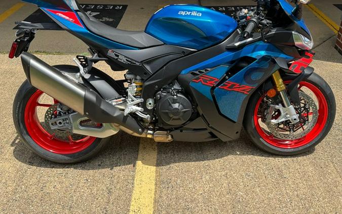 2026 Aprilia RSV4 1100
