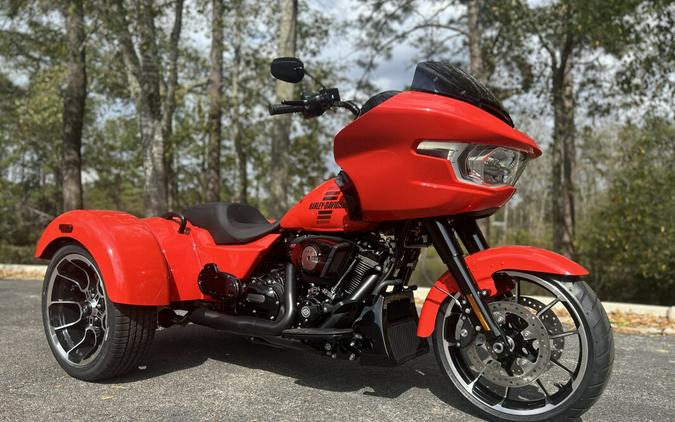 FLTRT 2026 Road Glide 3