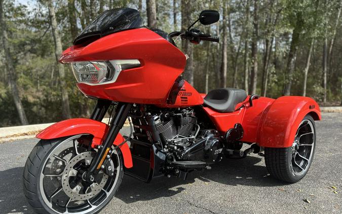 FLTRT 2026 Road Glide 3