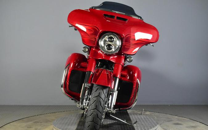 2016 Harley-Davidson CVO Street Glide Atomic Red with Candy Apple Flames