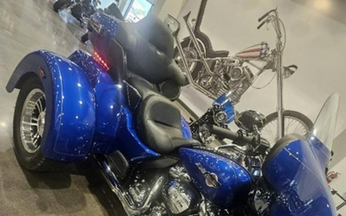 2024 Harley-Davidson Trike FLHTCUTG - Tri Glide Ultra