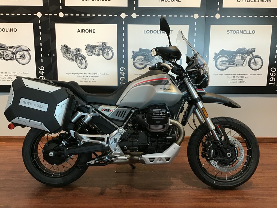 2023 Moto Guzzi V85 TT Travel