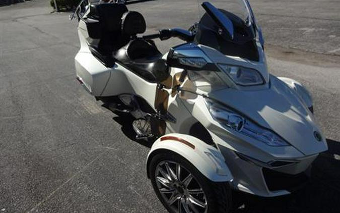 2016 Can-Am Spyder RT Limited