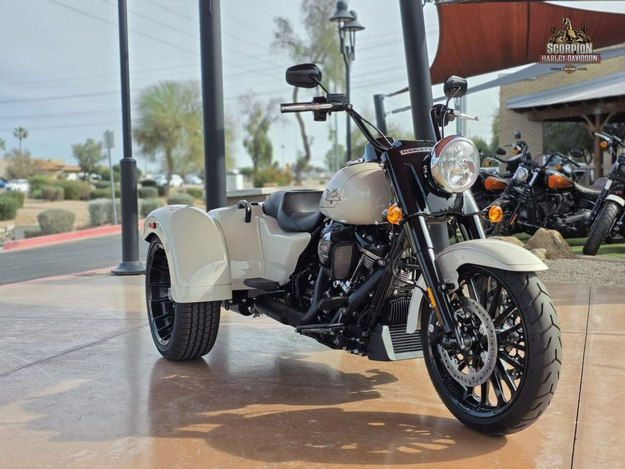 2023 Harley-Davidson® FLRT - Freewheeler®