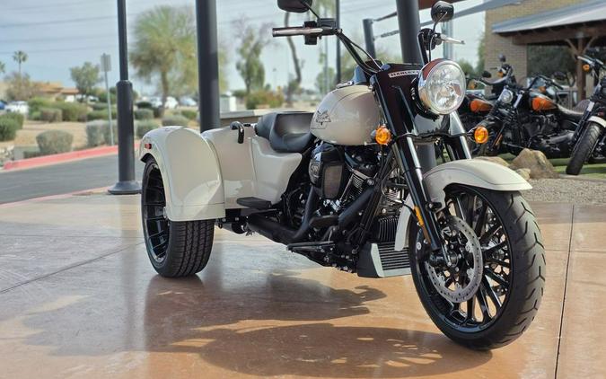 2023 Harley-Davidson® FLRT - Freewheeler®