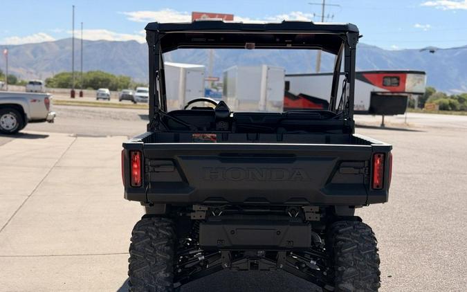 2026 Honda Pioneer 1000 Deluxe