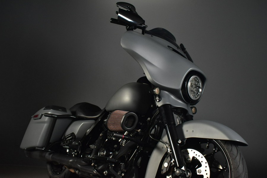 2020 Harley-Davidson Street Glide Special River Rock Gray Denim
