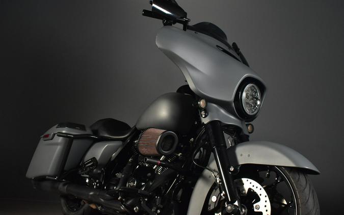 2020 Harley-Davidson Street Glide Special River Rock Gray Denim