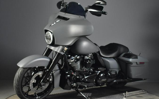 2020 Harley-Davidson Street Glide Special River Rock Gray Denim