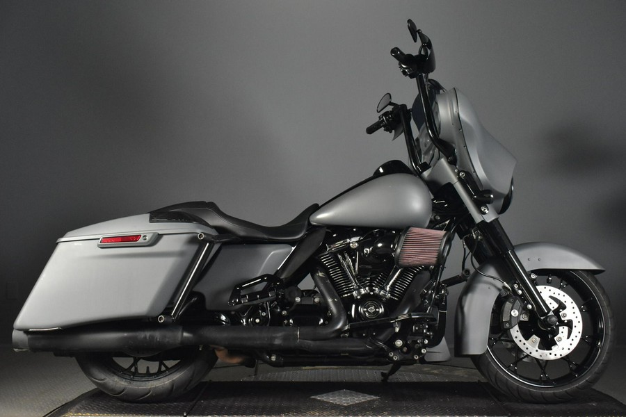 2020 Harley-Davidson Street Glide Special River Rock Gray Denim