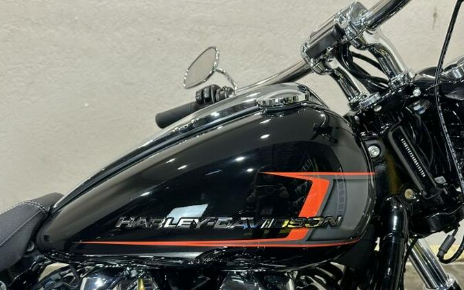 2024 Harley-Davidson Breakout 117 Vivid Black