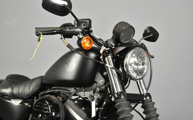 2016 Harley-Davidson Iron 883
