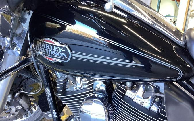 2011 Harley-Davidson® FLHTCU - Ultra Classic® Electra Glide®