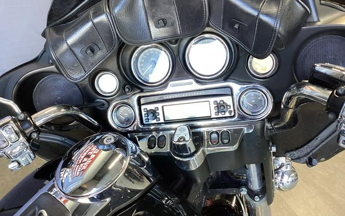 2011 Harley-Davidson® FLHTCU - Ultra Classic® Electra Glide®